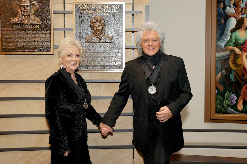 NASHVILLE, TENNESSEE - NOVEMBER 21: Connie Smith and 2020 inductee Marty Stuart seen during the 2021 Medallion Ceremony, celebrating the Induction of the Class of 2020 at Country Music Hall of Fame and Museum on November 21, 2021 in Nashville, Tennessee. 