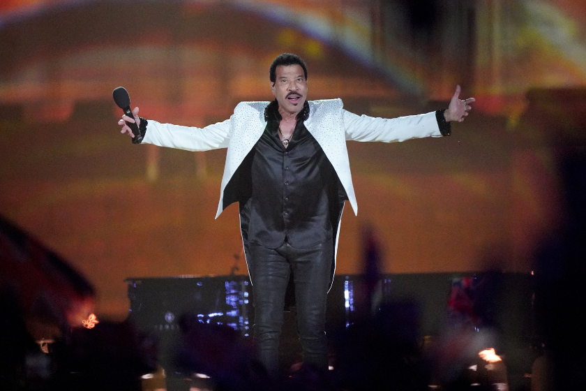 Lionel Richie performs during the Coronation Concert in the grounds of Windsor Castle on May 7, 2023 in Windsor, England
