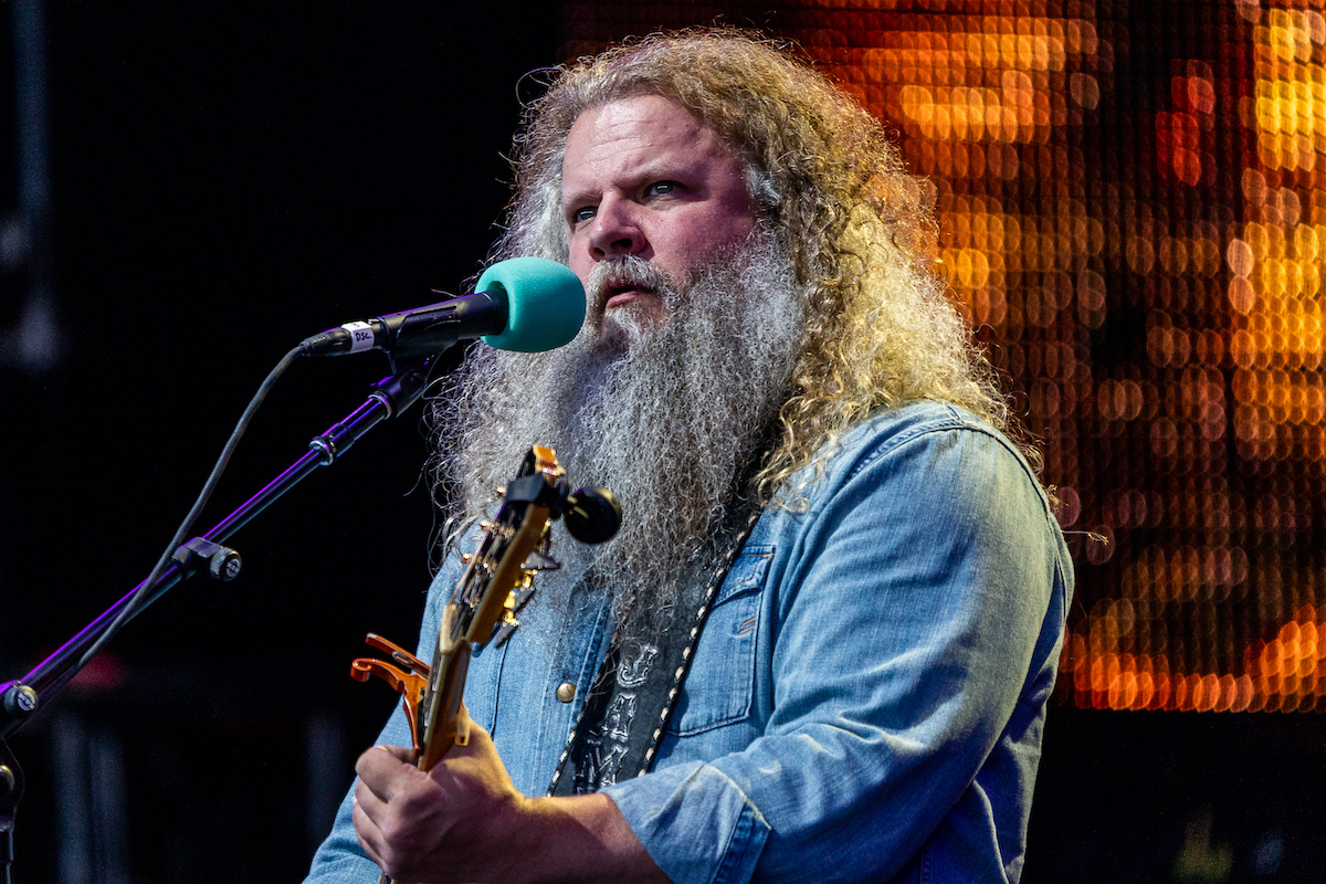 Singer Jamey Johnson performs in concert during Farm Aid 2021 at the Xfinity Theatre on September 25, 2021 in Hartford, Connecticut.