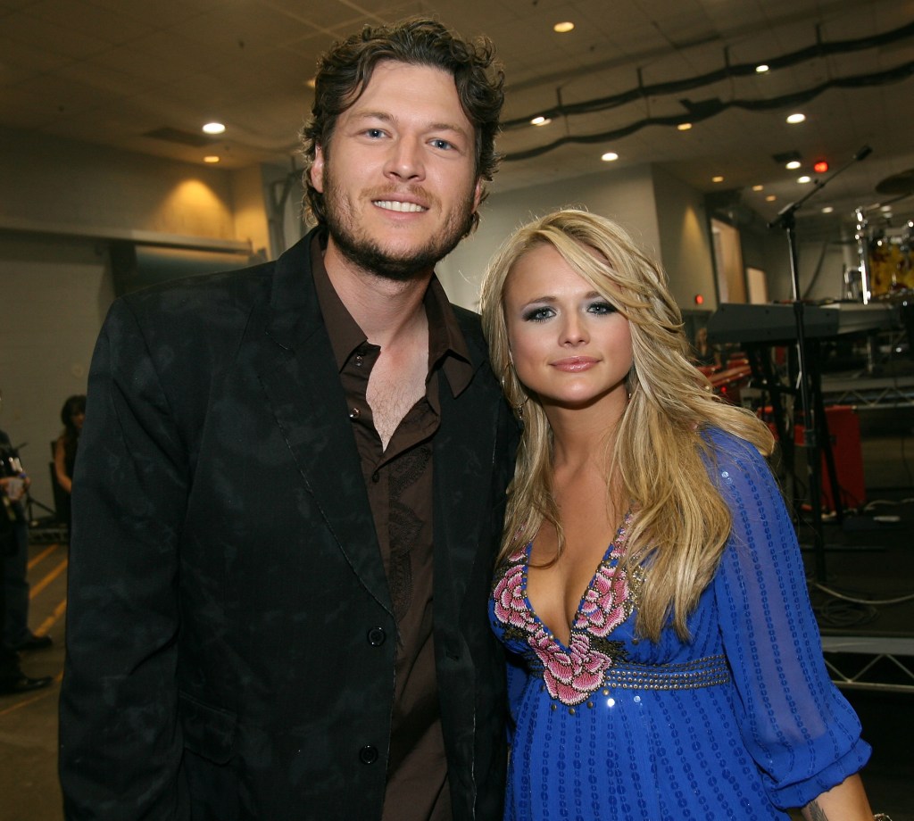  Singers Blake Shelton and Miranda Lambert pose backstage at the 42nd Annual Academy Of Country Music Awards held at the MGM Grand Garden Arena on May 15, 2007 in Las Vegas, Nevada.