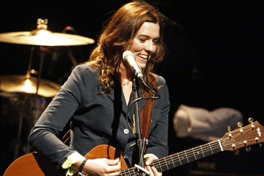 Singer/Songwriter Brandi Carlile performs onstage at the Troubadour on April 3, 2007 in Los Angeles, California. (Photo by Trish Tokar/Getty Images)