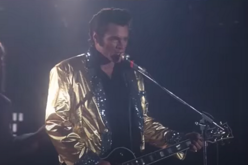 David Keith as Elvis Presley in 'Heartbreak Hotel'