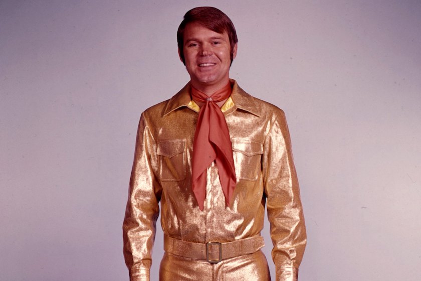 1967: Singer Glen Campbell poses for a portrait wearing a gold suit in circa 1967.