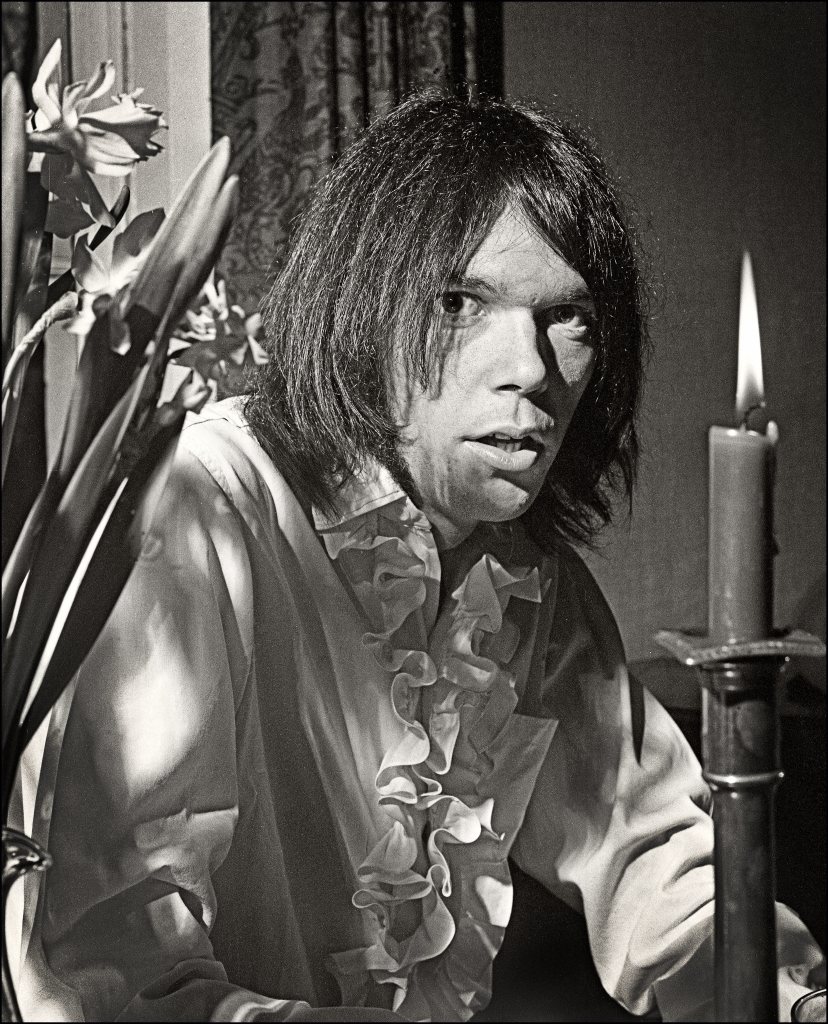 Photo of Neil YOUNG; 