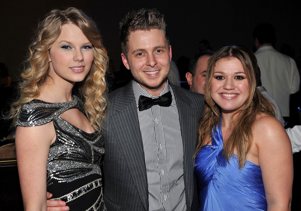  Singers Taylor Swift, Ryan Tedder and Kelly Clarkson attend the 2009 GRAMMY Salute To Industry Icons honoring Clive Davis at the Beverly Hilton Hotel on February 7, 2009 in Beverly Hills, California.
