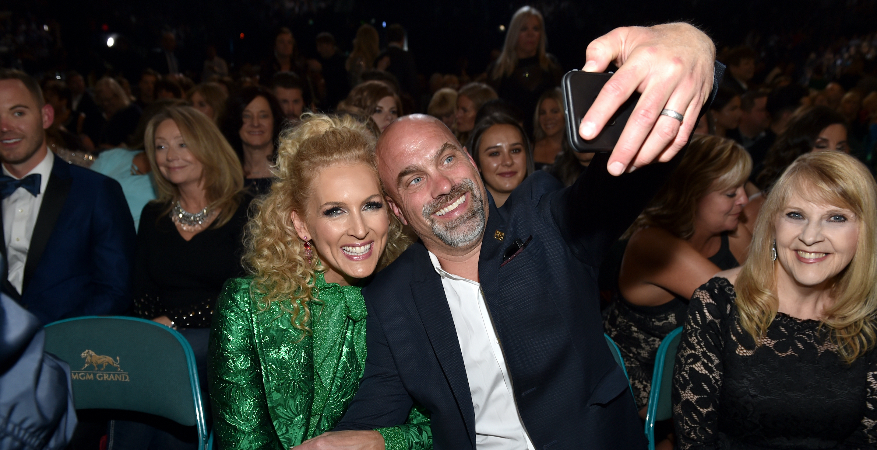LAS VEGAS, NV - APRIL 15: Kimberly Schlapman (L) and Stephen Schlapman take a selfie during the 53rd Academy of Country Music Awards at MGM Grand Garden Arena on April 15, 2018 in Las Vegas, Nevada.