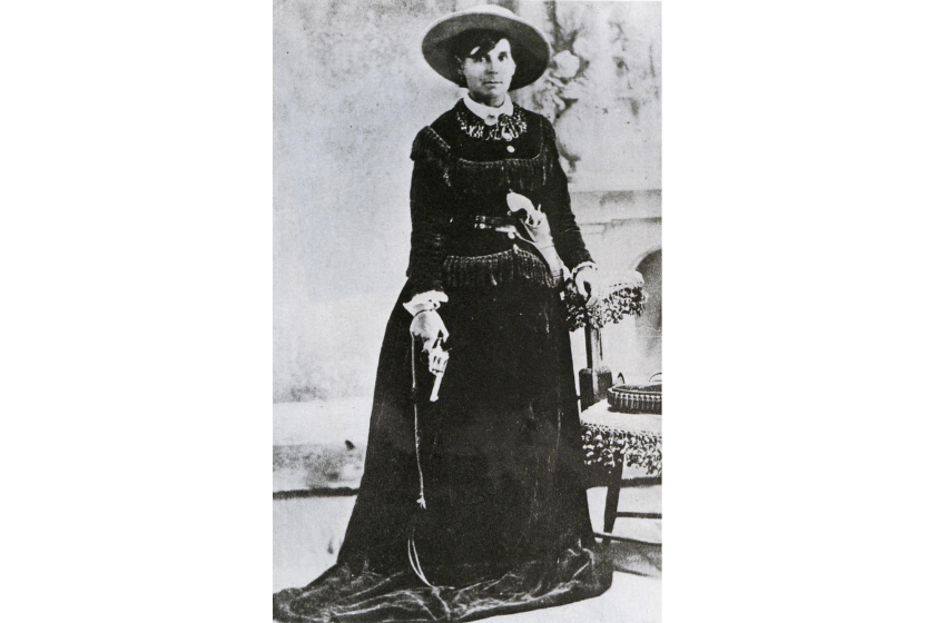 A studio portrait of Belle Starr probably taken in Fort Smith in the early 1880s.