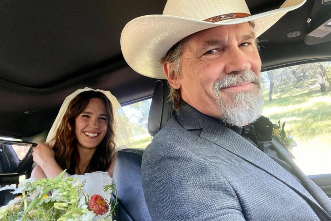 Josh Brolin poses with daughter Eden on wedding day