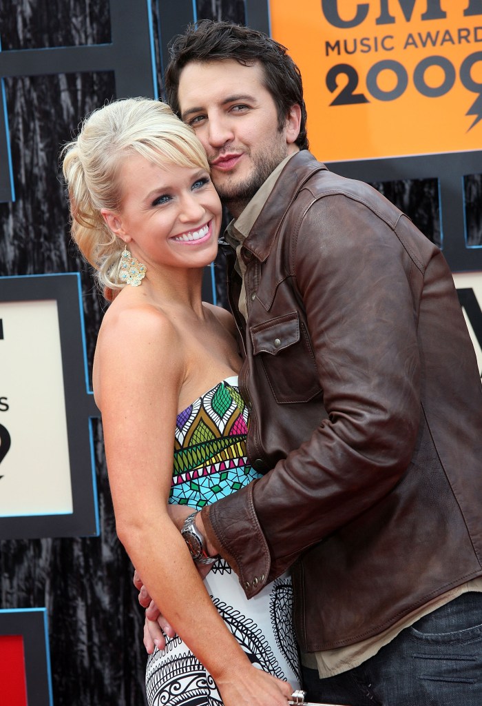 Caroline Bryan and Luke Bryan attends the 2009 CMT Music Awards at the Sommet Center on June 16, 2009 in Nashville, Tennessee.