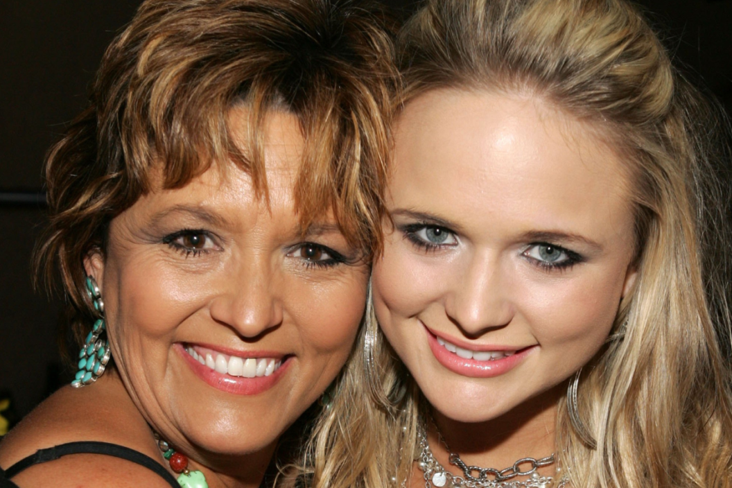 Singer Miranda Lambert (R) poses with her mother Beverly Lambert backstage during the Academy Of Country Music New Artists' Show held at the MGM Grand Ballroom, MGM Grand Convention Center on May 22, 2006 in Las Vegas, Nevada.