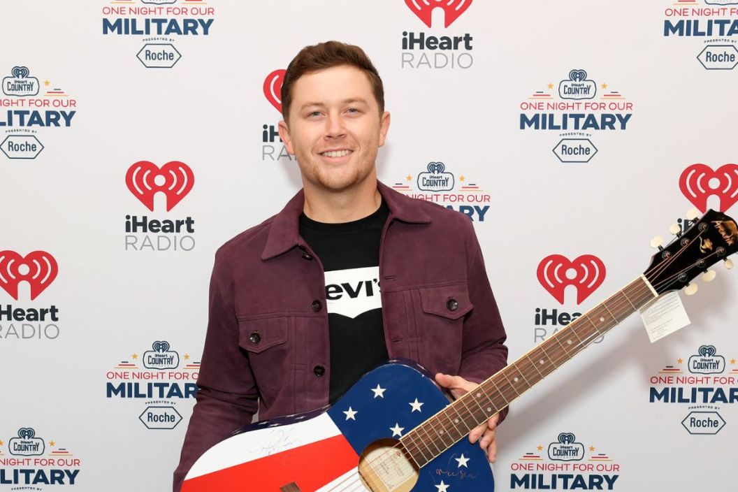 Scotty McCreery backstage at the iHeartCountry One Night For Our Military Presented by Roche at the Country Music Hall of Fame on November 07, 2019 in Nashville, Tennessee.
