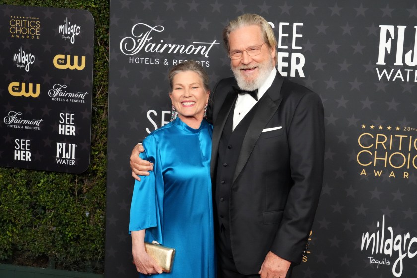 LOS ANGELES, CALIFORNIA - JANUARY 15: (L-R) Susan Geston and Jeff Bridges attend the 28th Annual Critics Choice Awards at Fairmont Century Plaza on January 15, 2023 in Los Angeles, California.