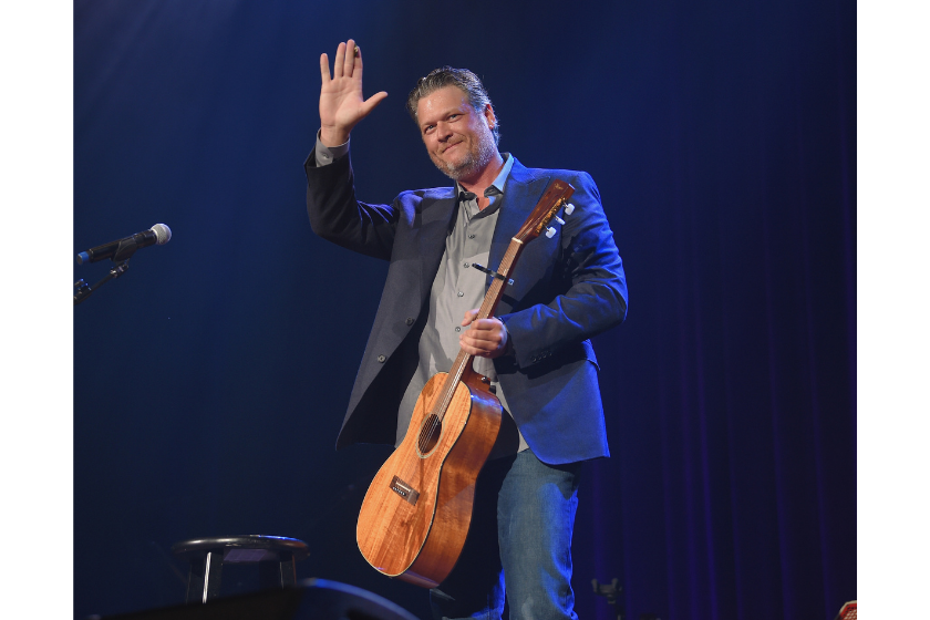 Blake Shelton performs onstage at the Nashville Songwriters Awards 2018 at Ryman Auditorium on September 19, 2018 in Nashville, Tennessee