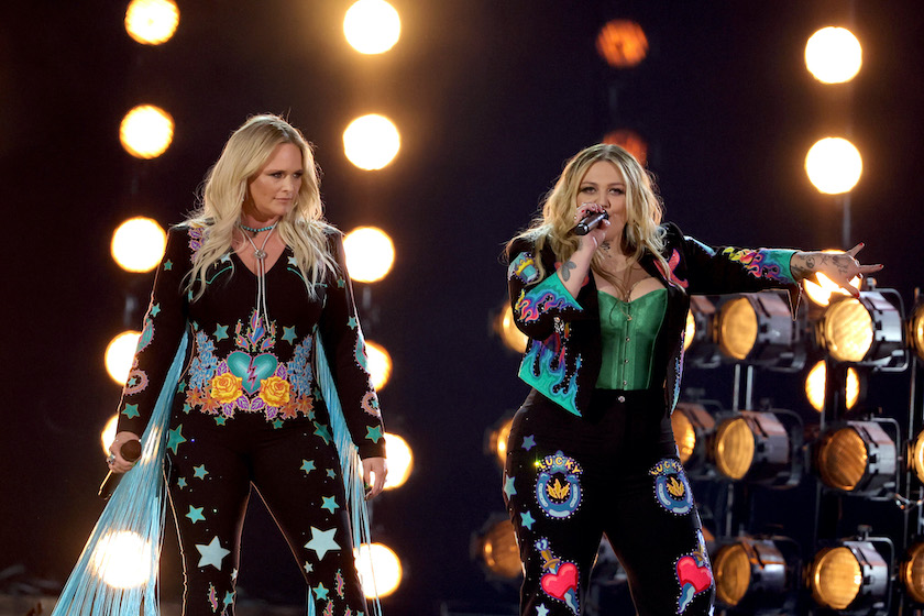 LAS VEGAS, NEVADA - MAY 15: (L-R) Miranda Lambert and Elle King perform onstage during the 2022 Billboard Music Awards at MGM Grand Garden Arena on May 15, 2022 in Las Vegas, Nevada.