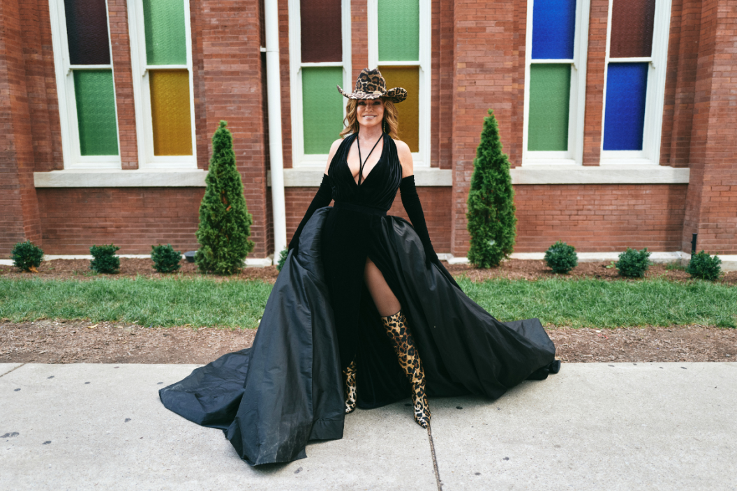 Shania Twain Has Been a Fashion Icon Since Her First Hit Song Shania Twain Has Been a Fashion Icon Since Her First Hit Song