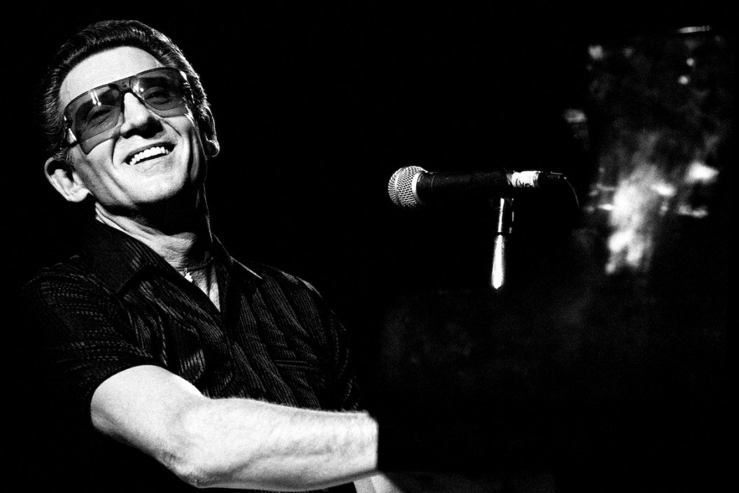 ATLANTA - OCTOBER 11: Rock 'N' Roll and country singer Jerry Lee Lewis performs on October 11, 1986 in Atlanta, Georgia.