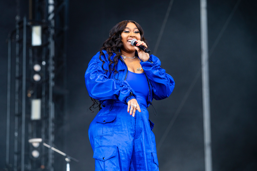 Jazmine Sullivan performs during weekend two of ACL Music Festival 2022 at Zilker Park on October 14, 2022 in Austin, Texas