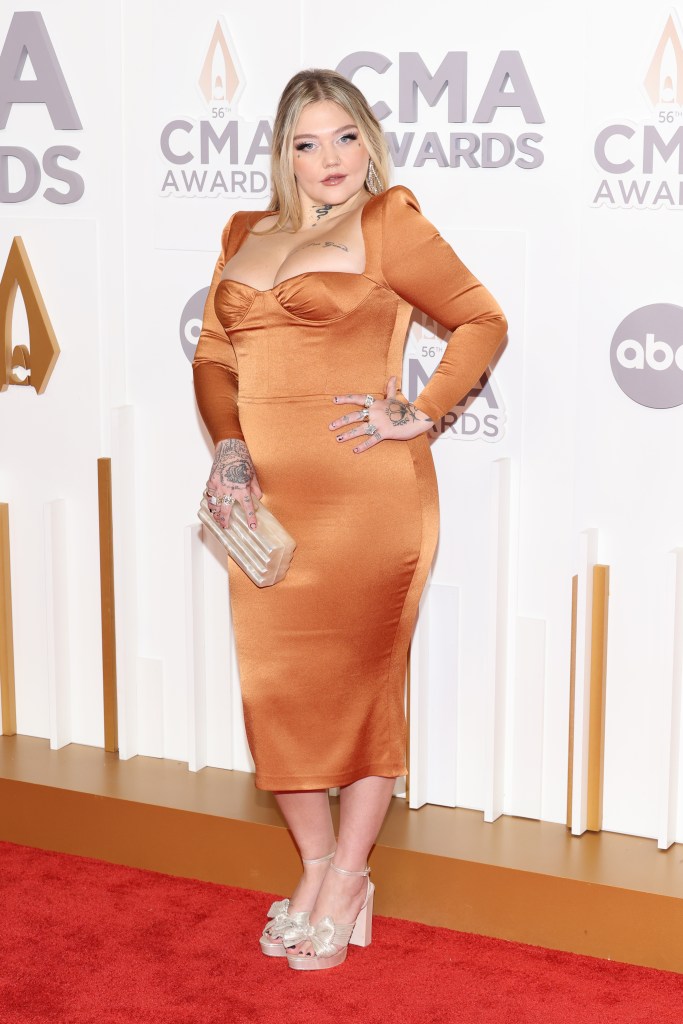 Elle King attends The 56th Annual CMA Awards at Bridgestone Arena on November 09, 2022 in Nashville, Tennessee.