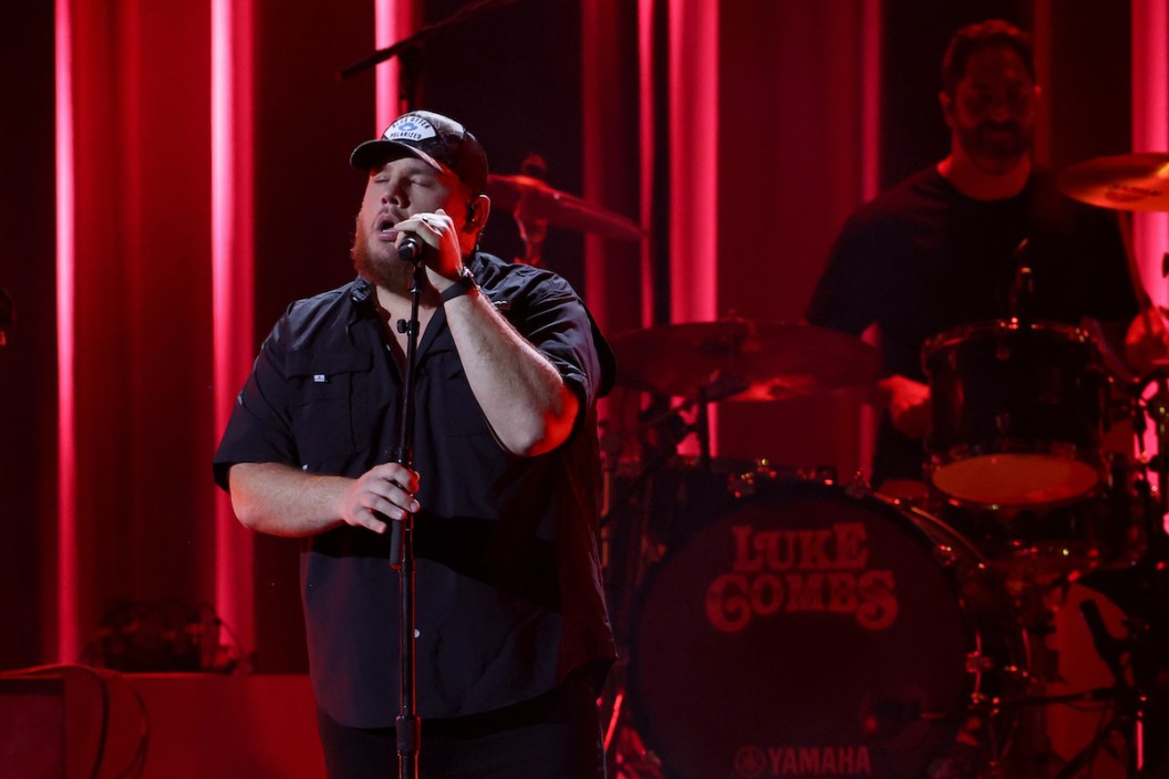 NASHVILLE, TENNESSEE - NOVEMBER 09: Luke Combs performs onstage at The 56th Annual CMA Awards at Bridgestone Arena on November 09, 2022 in Nashville, Tennessee.