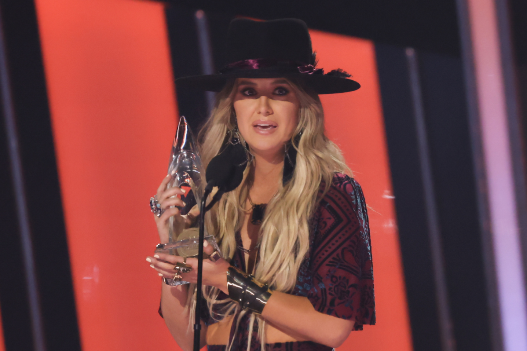 Lainey Wilson speaks onstage at the 56th Annual CMA Awards at Bridgestone Arena on November 09, 2022 in Nashville, Tennessee. (Photo by Leah Puttkammer/FilmMagic)