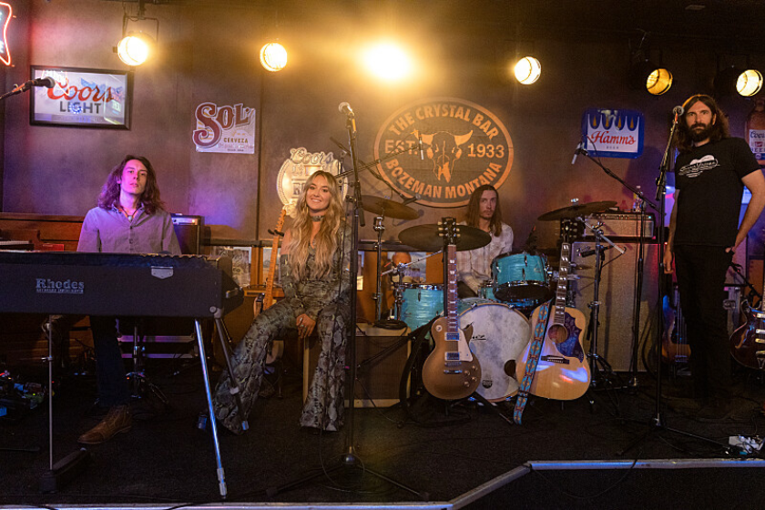 Lainey Wilson and a band in a scene from 'yellowstone' season 5 episode 3