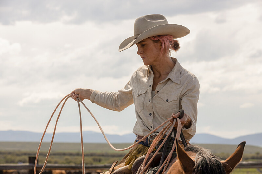 Teeter roping in a scene from 'Yellowstone'