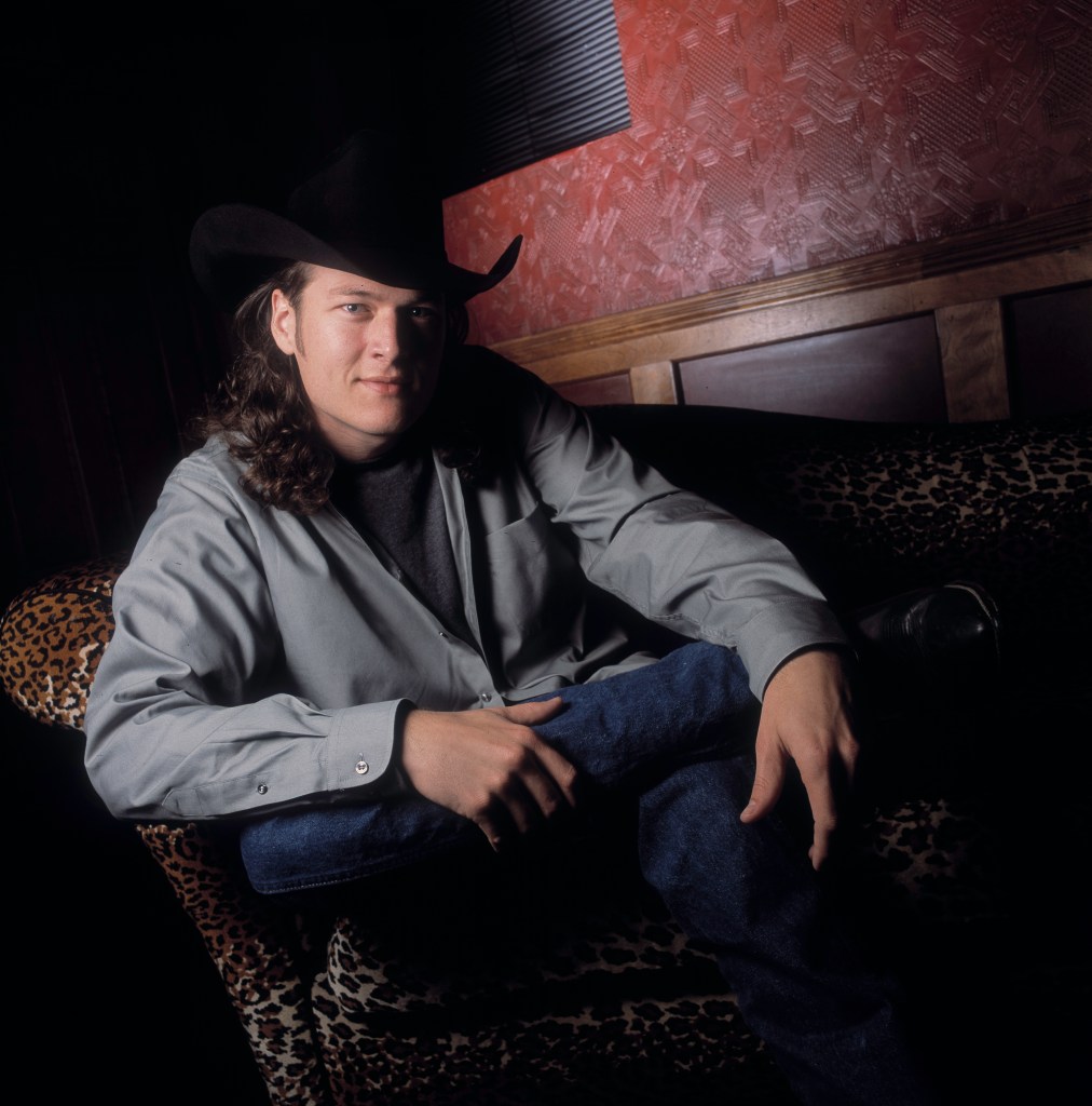 Portrait of American Country musician Blake Shelton as he poses at Magnum's nightclub, Chicago, Illinois, December 4, 2001. 