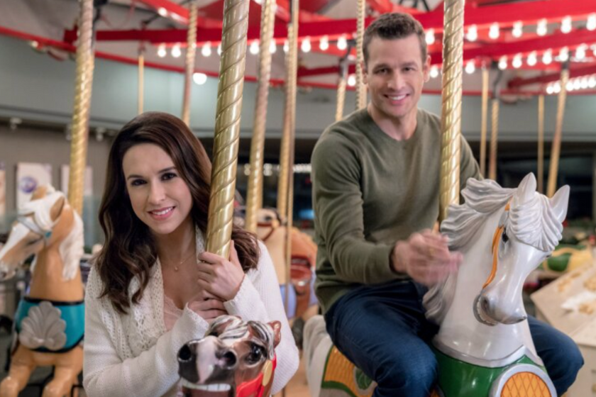Lacey Chabert and Lea Coco in 'The Sweetest Christmas'