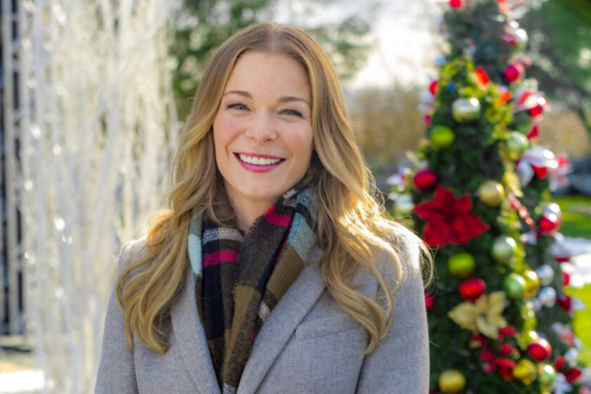 LeAnn Rimes in 'Its Christmas, Eve'