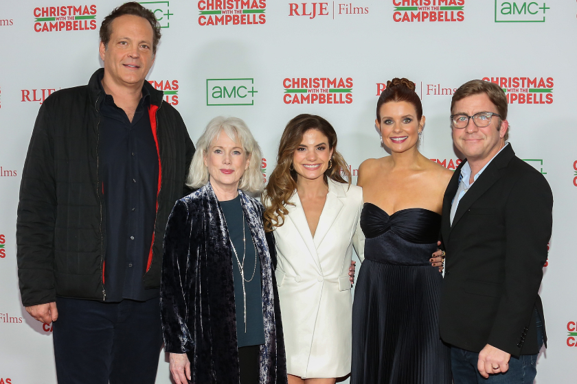 'Christmas with the Campbells' cast premiere