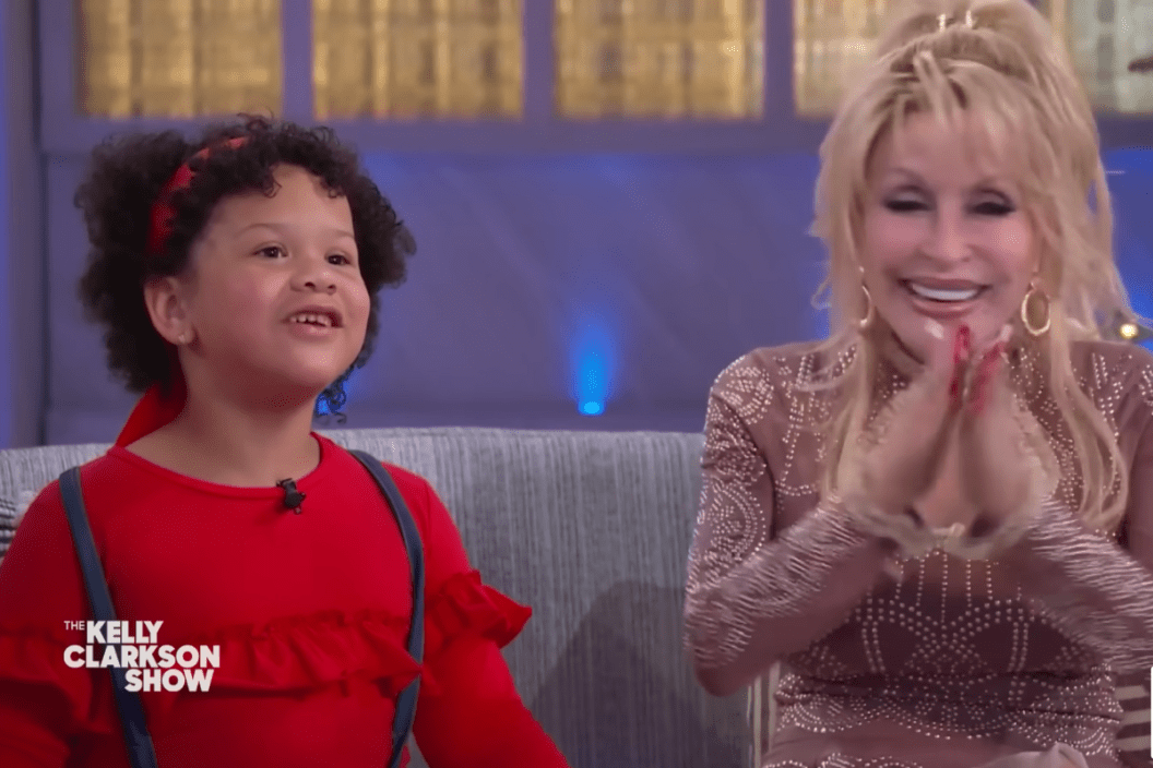 Dolly Parton meets girl who learned braille from her imagination Library