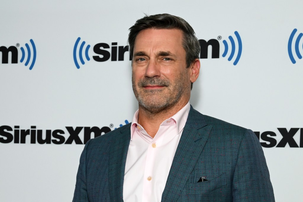 NEW YORK, NEW YORK - SEPTEMBER 23: (EXCLUSIVE COVERAGE) Actor Jon Hamm visits SiriusXM Studios on September 23, 2022 in New York City.