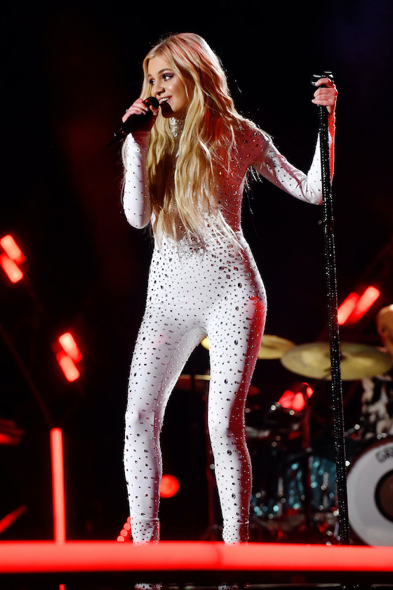 NASHVILLE, TENNESSEE - DECEMBER 31: Kelsea Ballerini performs during New Year's Eve Live: Nashville's Big Bash at Bicentennial Capitol Mall State Park on December 31, 2022 in Nashville, Tennessee.
