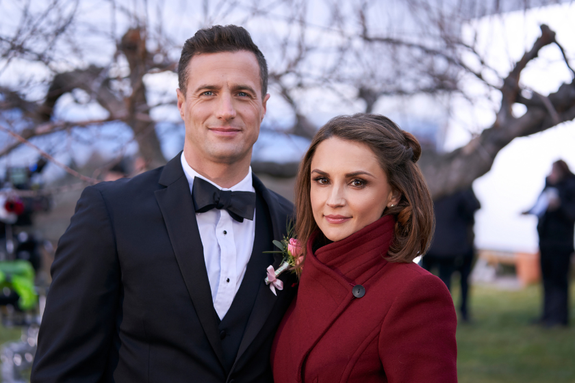 Brendan Penny, Rachael Leigh Cook in Hallmark movie 'Valentine in the Vineyard'