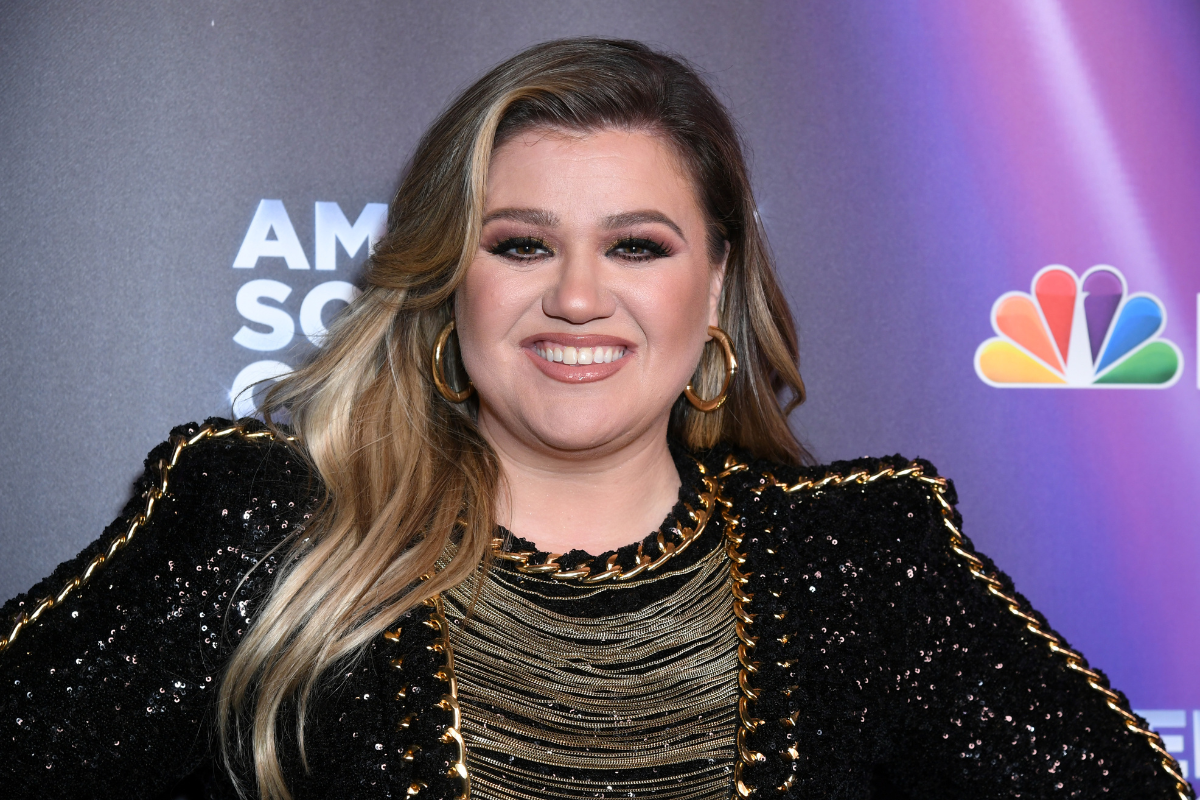 UNIVERSAL CITY, CALIFORNIA - MAY 09: Kelly Clarkson attends NBC's "American Song Contest" grand final live premiere and red carpet at Universal Studios Hollywood on May 09, 2022 in Universal City, California.