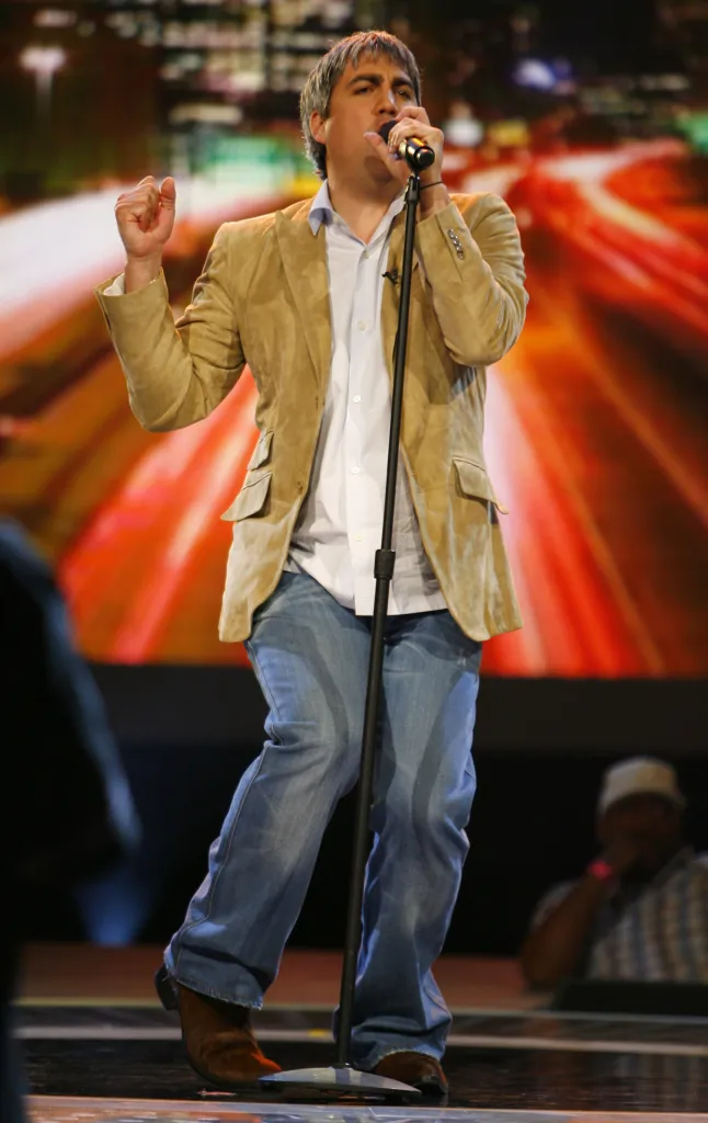"American Idol" Season 5 -Top 16 Finalist, Taylor Hicks, 29, from Birmingham, Alabama