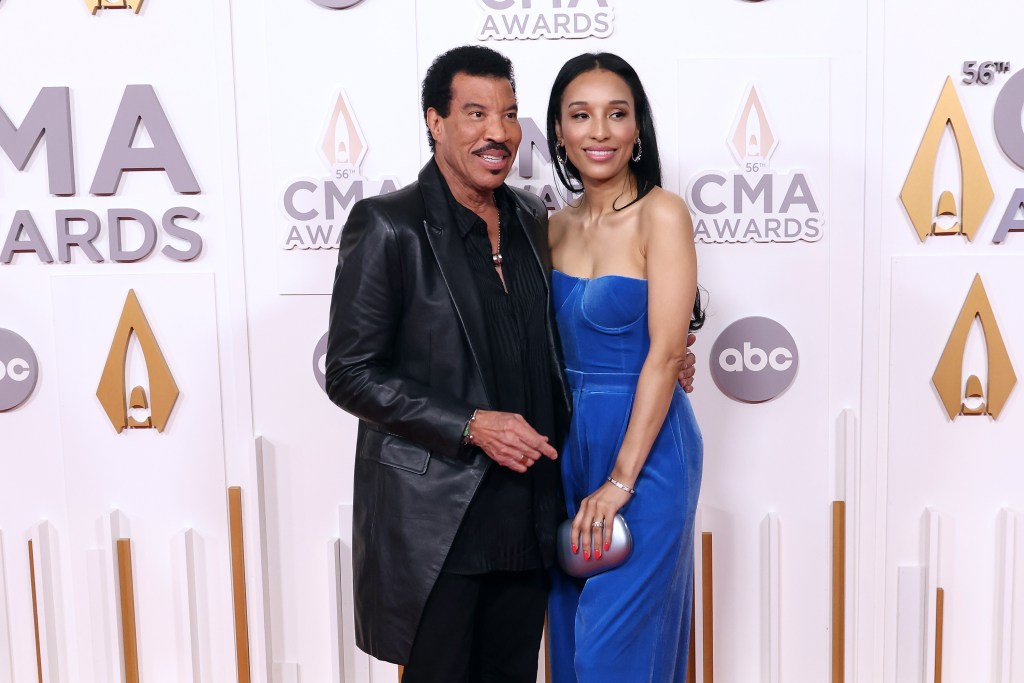NASHVILLE, TENNESSEE - NOVEMBER 09: Lionel Richie and Lisa Parigi attend the 56th Annual CMA Awards at Bridgestone Arena on November 09, 2022 in Nashville, Tennessee.