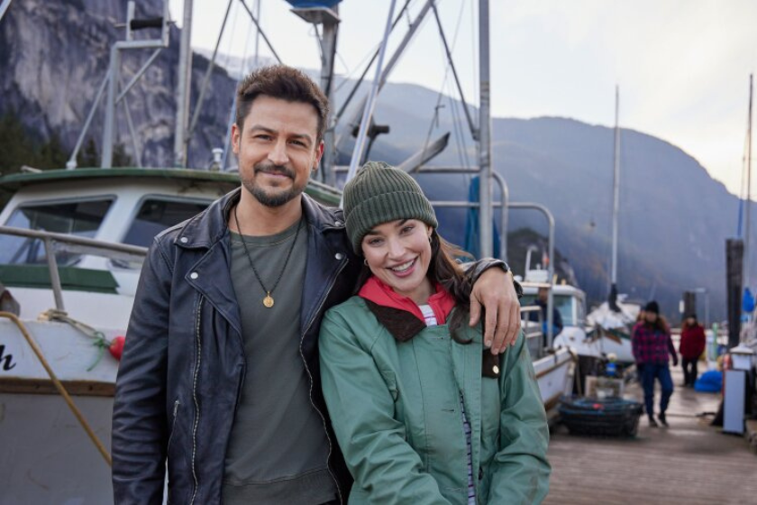 Tyler Hynes and Rhiannon Fish in the upcoming 'A Picture of Her' (Hallmark)