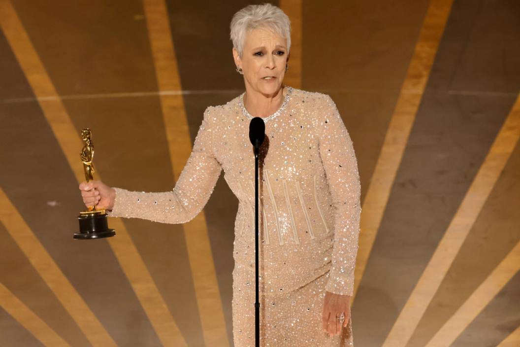 Jamie Lee Curtis accepts the Best Supporting Actress for "Everything Everywhere All at Once" onstage during the 95th Annual Academy Awards at Dolby Theatre on March 12, 2023 in Hollywood, California