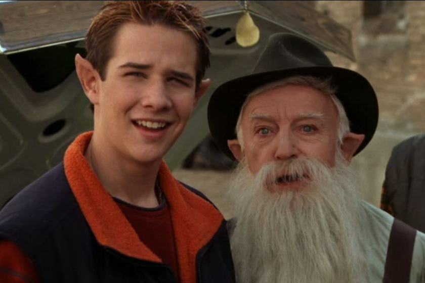 Henry Gibson and Ryan Merriman in The Luck of the Irish (2001)