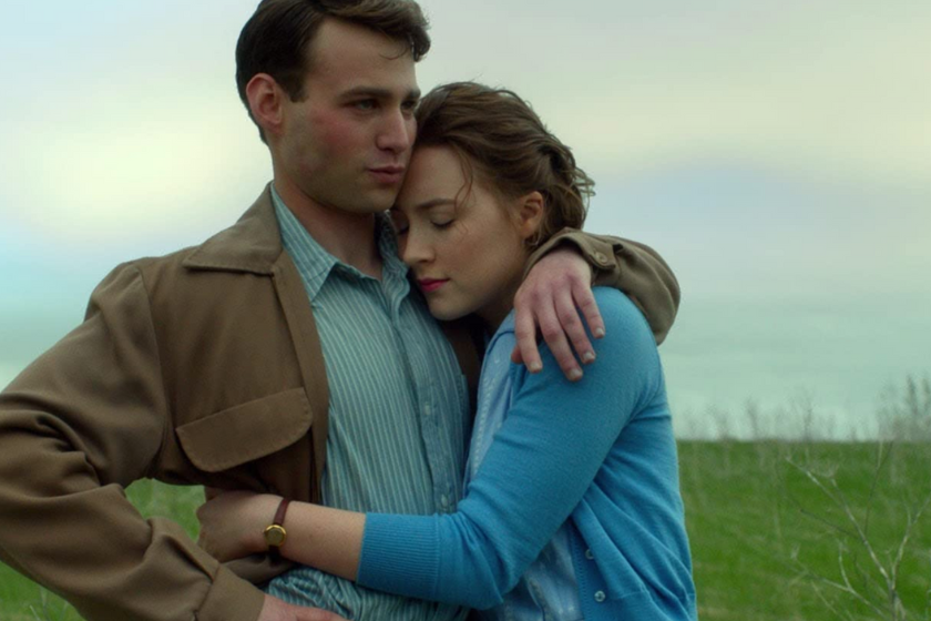 Saoirse Ronan and Emory Cohen in Brooklyn (2015)
