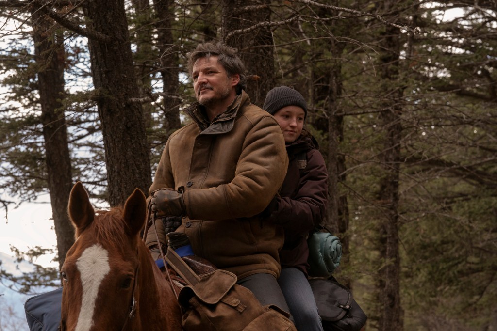 Pedro Pascal and Bella Ramsey in "The Last of Us"
