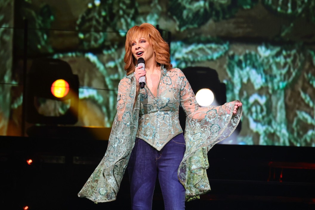 NEW YORK, NEW YORK - APRIL 15: Reba McEntire performs at Madison Square Garden on April 15, 2023 in New York City.