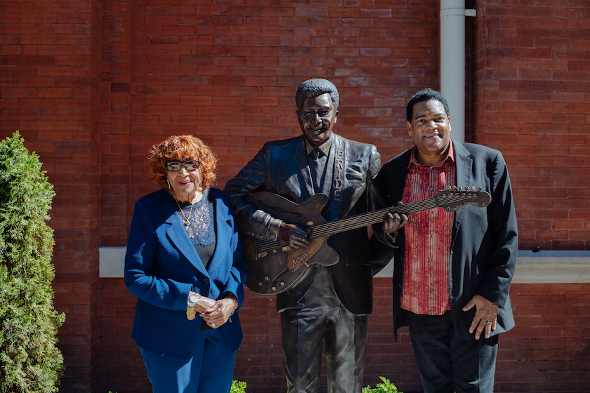 Press shot of Rozene and Dion Pride at the statue unveiling for the late Charley Pride