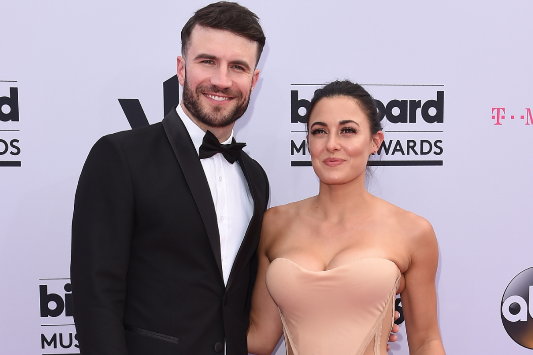 Singer Sam Hunt (L) and Hannah Lee Fowler arrive at the 2017 Billboard Music Awards at T-Mobile Arena on May 21, 2017 in Las Vegas, Nevada.
