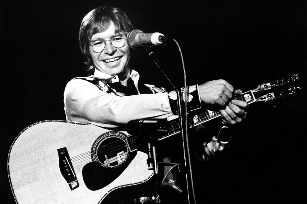 John Denver in 1979 (Gijsbert Hanekroot/Redferns)