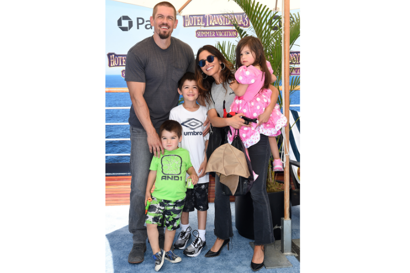  Actors Steve Howey and Sarah Shahi, daughter Violet Moon Howey and sons William Wolf Howey and Knox Blue Howey attend Columbia Pictures and Sony Pictures Animation's World Premiere of 'Hotel Transylvania 3: Summer Vacation' at Regency Village Theatre on June 30, 2018 in Westwood, California
