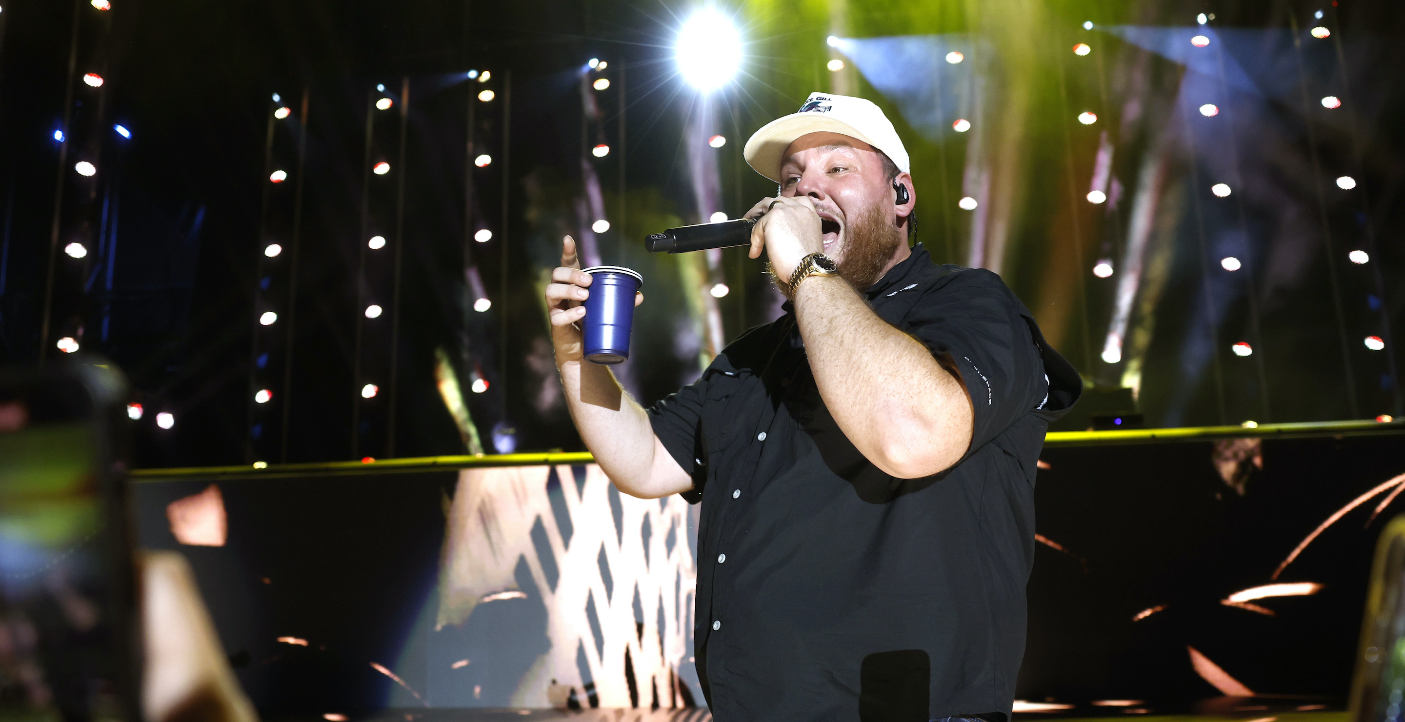 NASHVILLE, TENNESSEE - JUNE 08: Luke Combs performs on stage during day one of CMA Fest 2023 on June 08, 2023 in Nashville, Tennessee.
