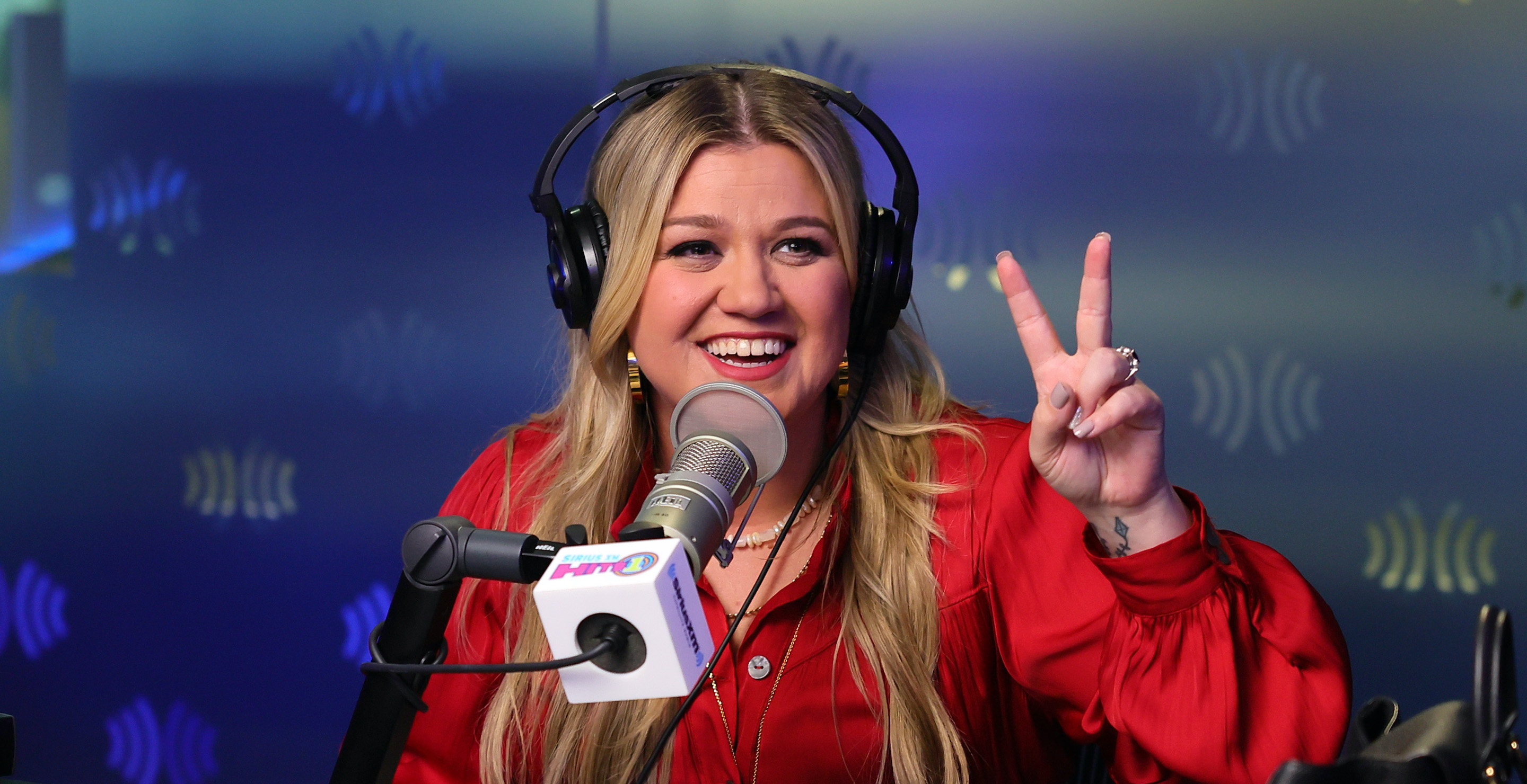 Kelly Clarkson Tattoos: The Meaning Behind Some of Her Ink