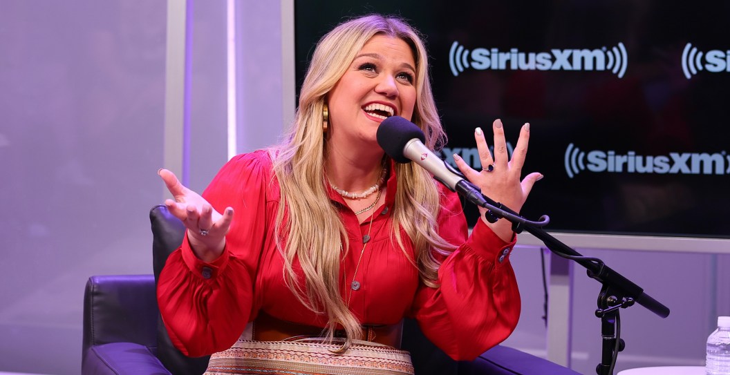 NEW YORK, NEW YORK - JUNE 21: Kelly Clarkson visits the SiriusXM Town Hall at SiriusXM Studios on June 21, 2023 in New York City.
